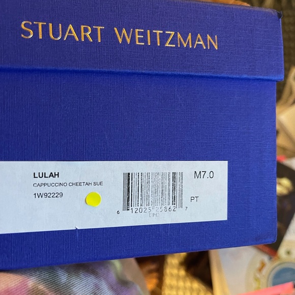 Stuart Weitzman Size 7 cheetah suede heels - Picture 7 of 7